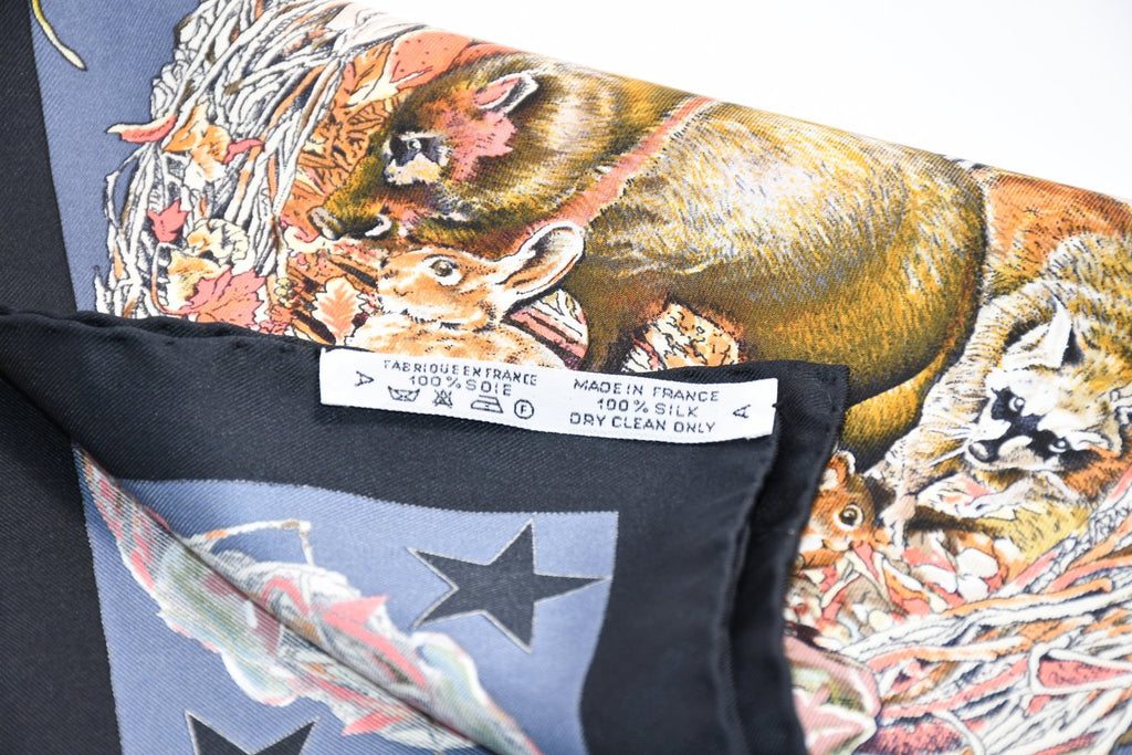 Hermes Scarf Faune Et Flore Du Texas Wildlife 90 cm by Kermit Oliver silk navy gray animal Carre 35" 094