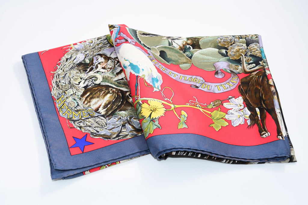 Hermes Scarf Faune Et Flore Du Texas Wildlife 90 cm by Kermit Oliver silk red blue USED