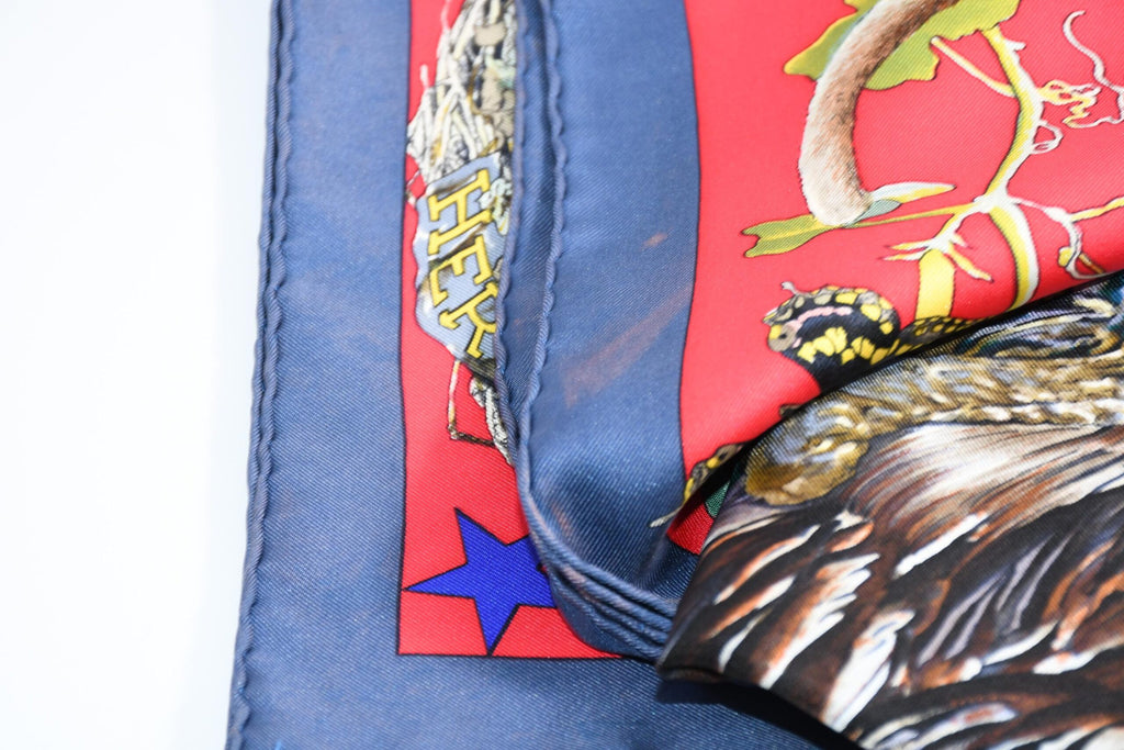 Hermes Scarf Faune Et Flore Du Texas Wildlife 90 cm by Kermit Oliver silk red blue USED