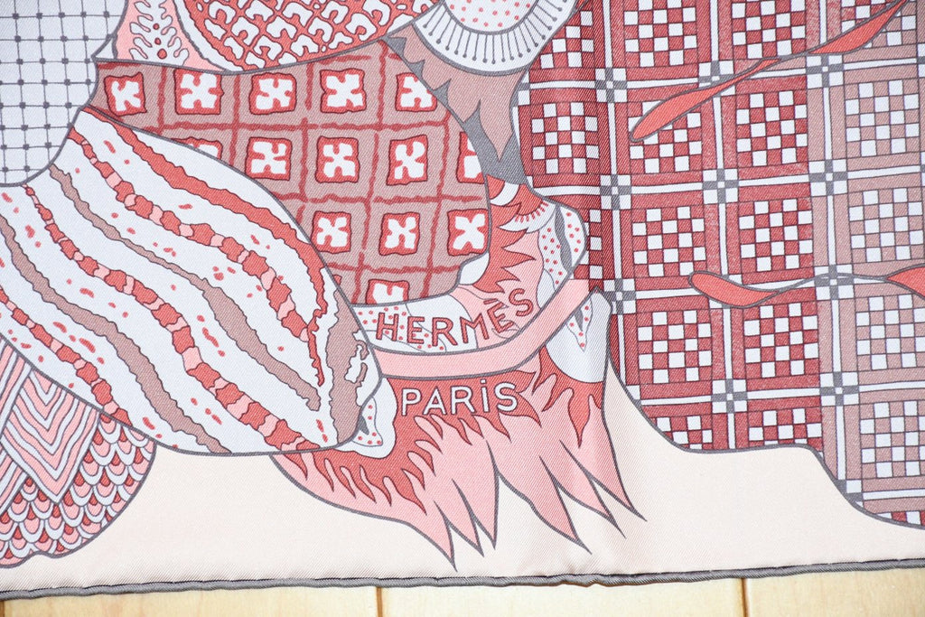 Hermes Scarf Fleurs d'Indiennes 90 cm silk light pink Carre Indian flower 35"
