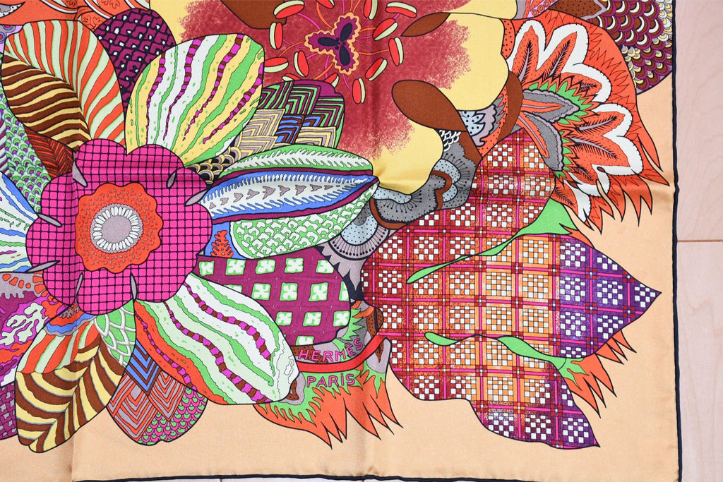 Hermes Scarf Fleurs d'Indiennes 90 cm silk yellow orange Carre Indian flower 35"