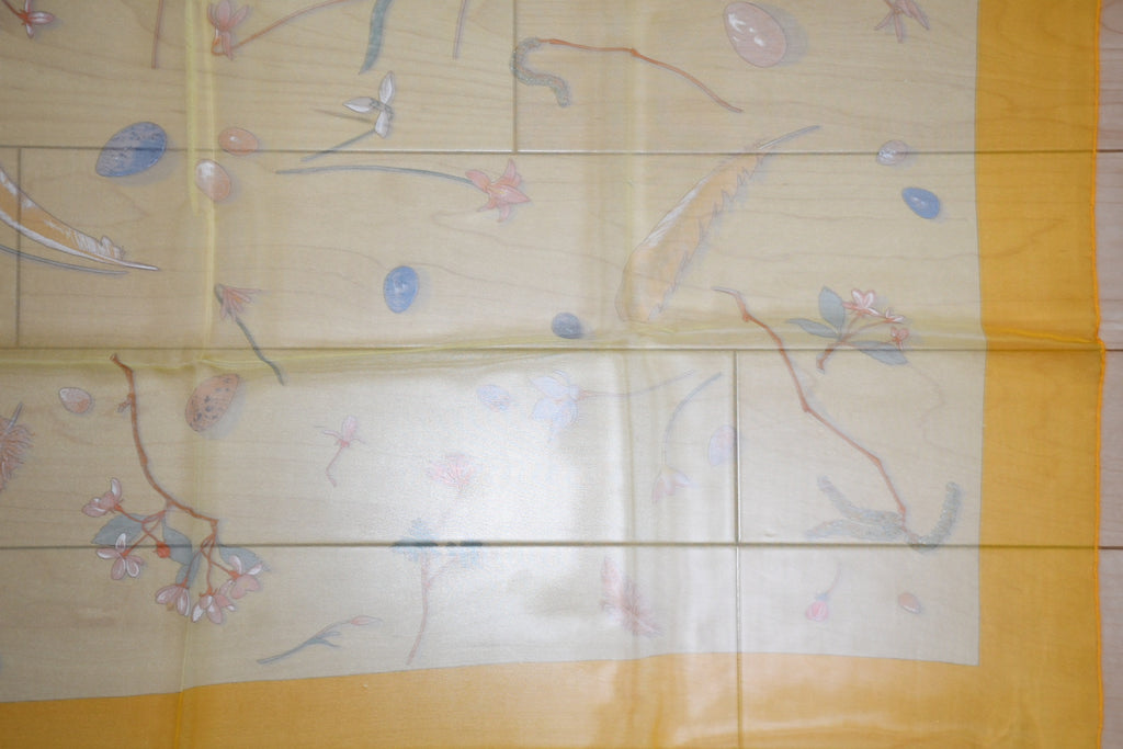 Hermes Scarf Fleurs et Plumes 90 cm Chiffon Silk mousseline muslin flower yellow