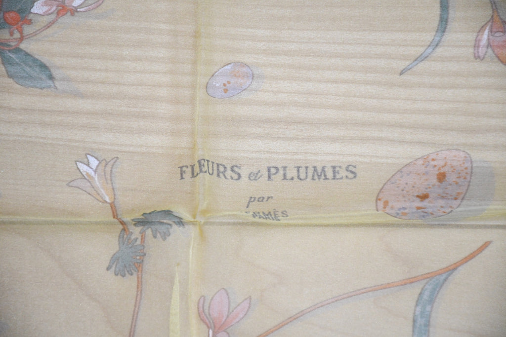 Hermes Scarf Fleurs et Plumes 90 cm Chiffon Silk mousseline muslin flower yellow