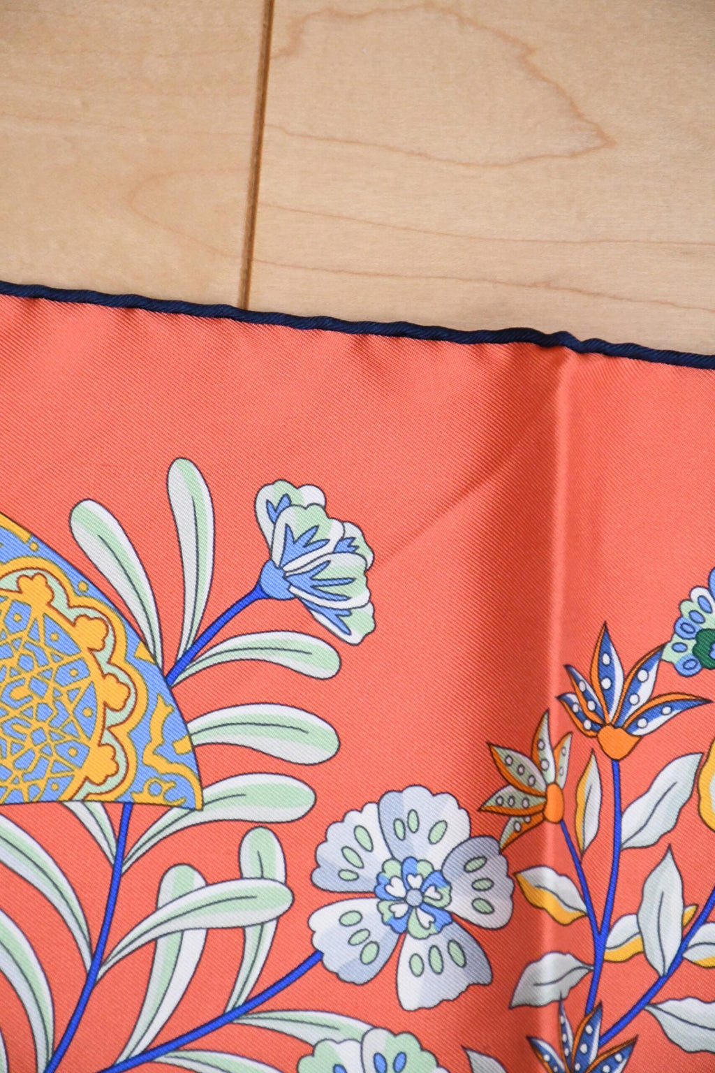 Hermes Scarf Fleurs et papillons de Tissus 90 cm silk orange pink Carre flower 35"