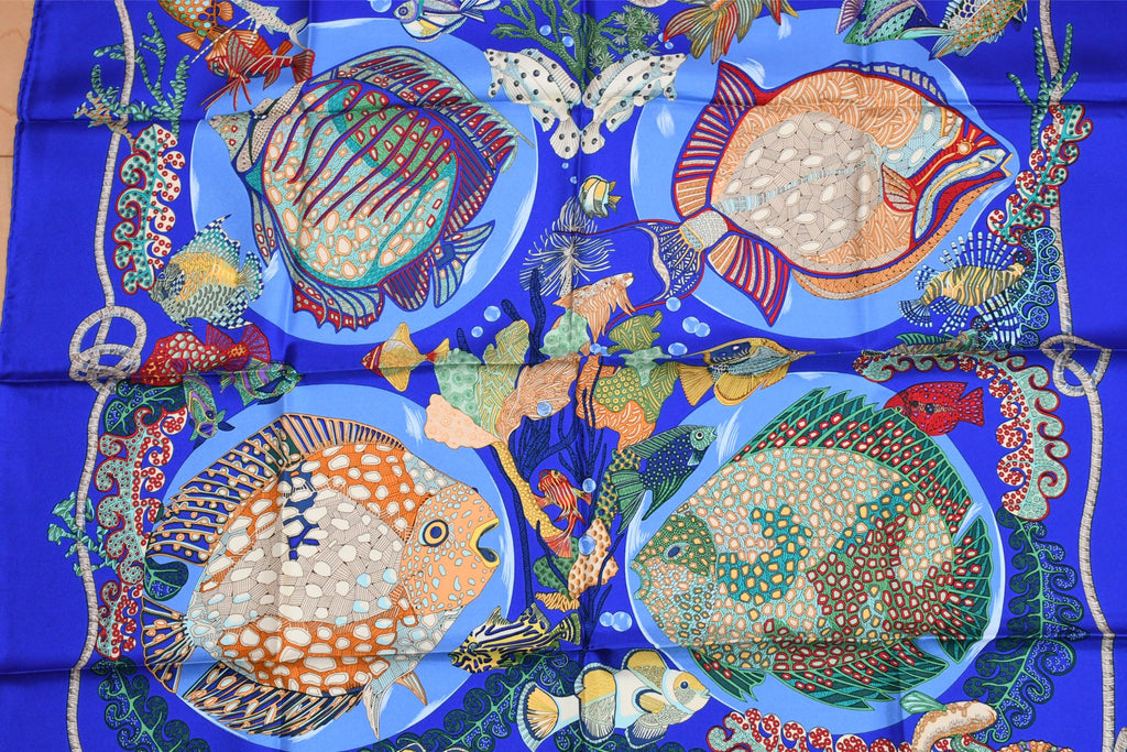 Hermes Scarf Grands Fonds 90 cm silk blue Carre sea fish 35"