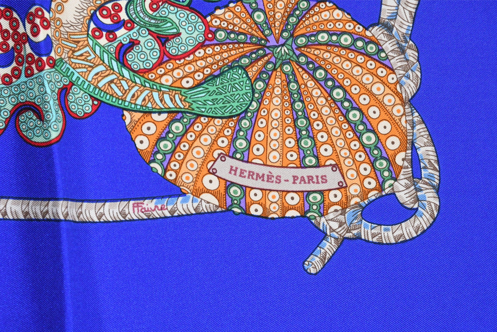 Hermes Scarf Grands Fonds 90 cm silk blue Carre sea fish 35"