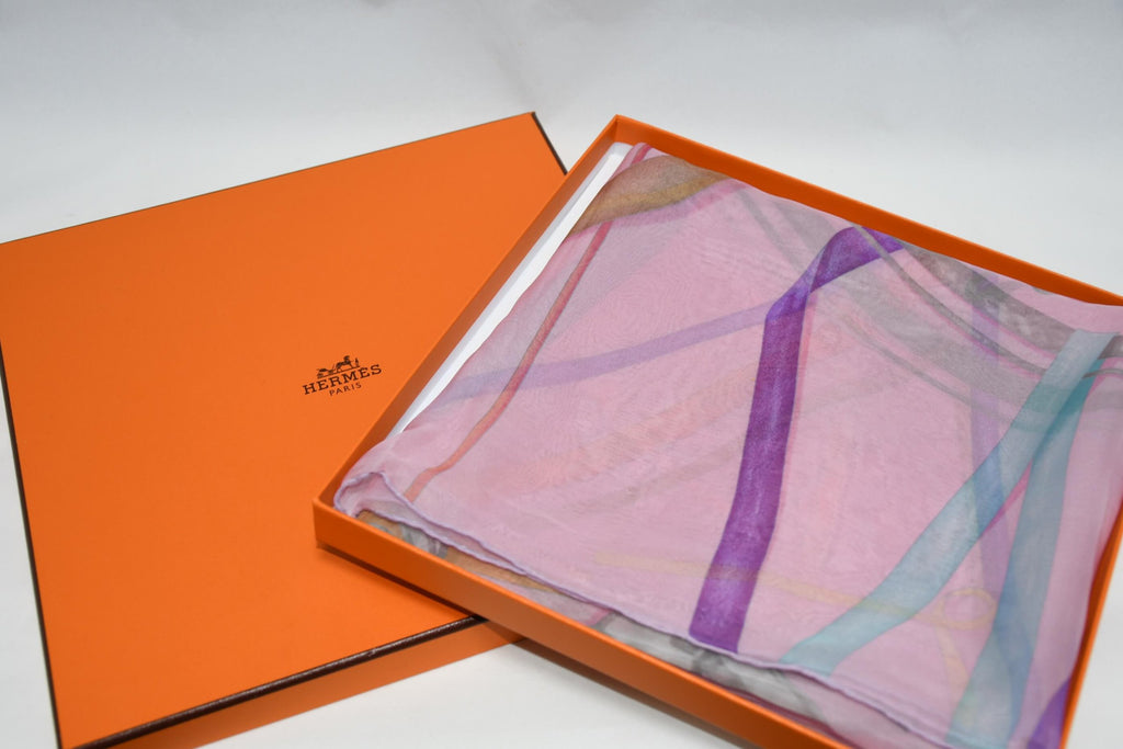 Hermes Scarf Horse carriage 90 cm Chiffon Silk mousseline Pink muslin 35"