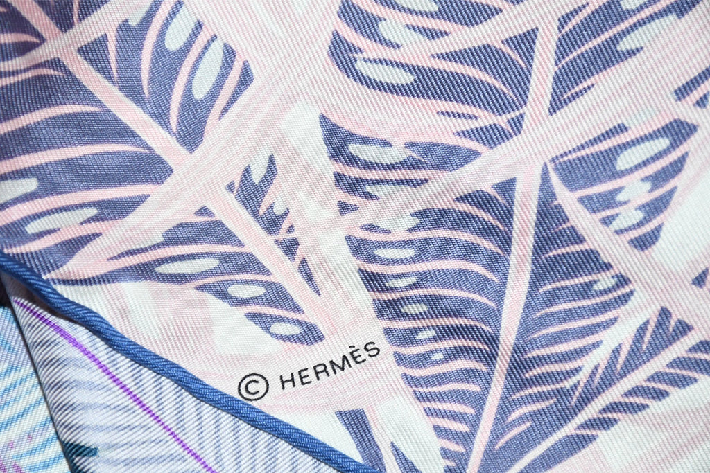 Hermes Scarf Jaguar Quetzal 90 cm Christine Henry silk purple animal Carre 35"