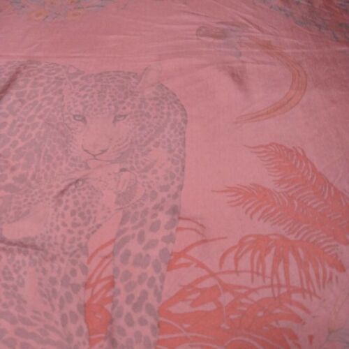 Hermes Scarf Jungle Love by Robert Dallet 90 cm Silk pink DIP DYE Carre animal