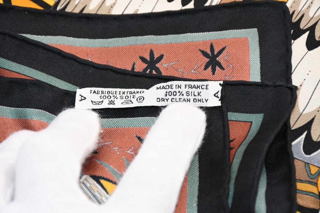 Hermes Scarf Kachina by Kermit Oliver 90 cm silk native white Carre 35" 092