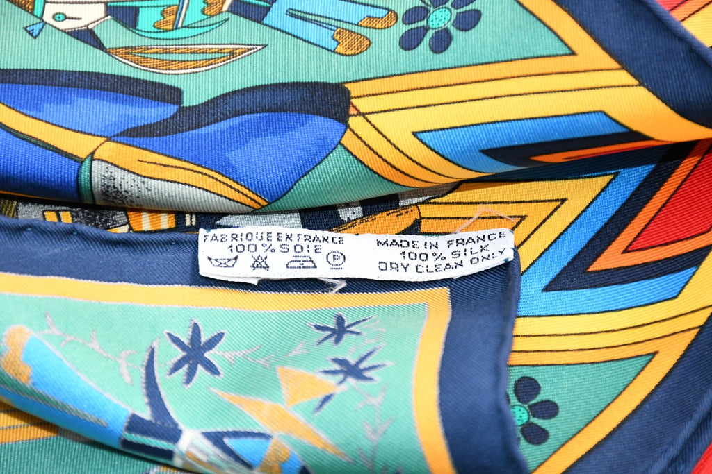 Hermes Scarf Kachina by Kermit Oliver 90 cm silk red yellow Carre 35" 053