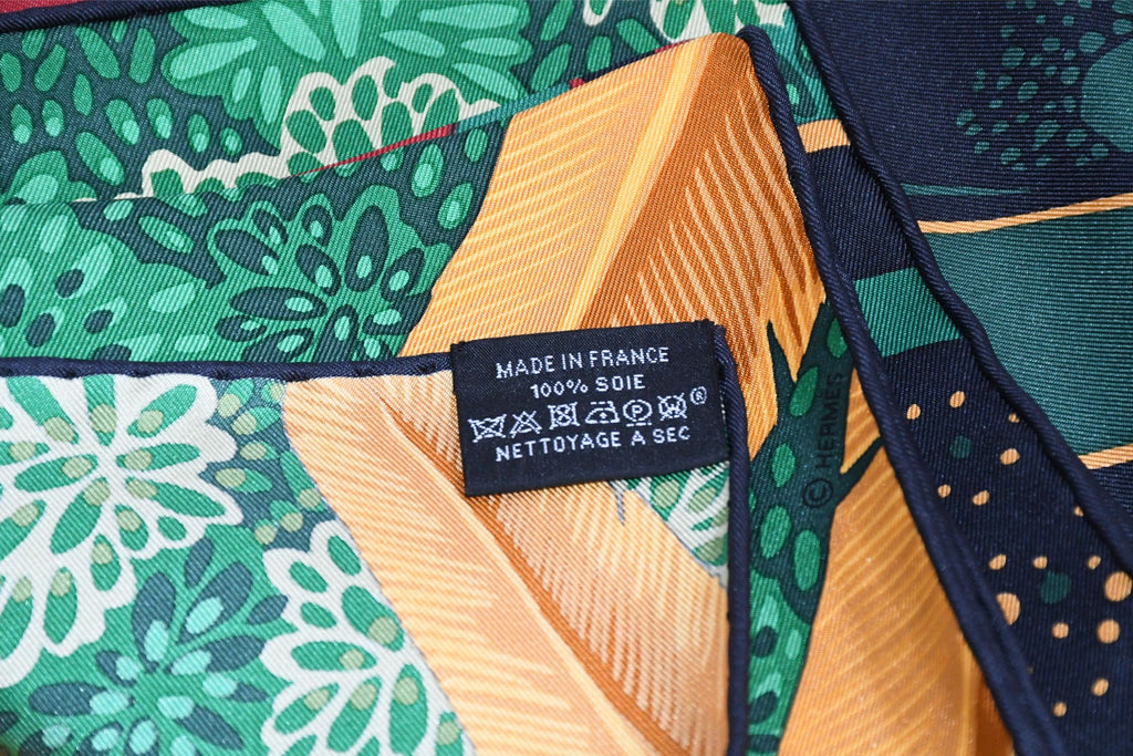Hermes Scarf L'Esprit de la Foret 90 cm silk green yellow Carre forest butterfly