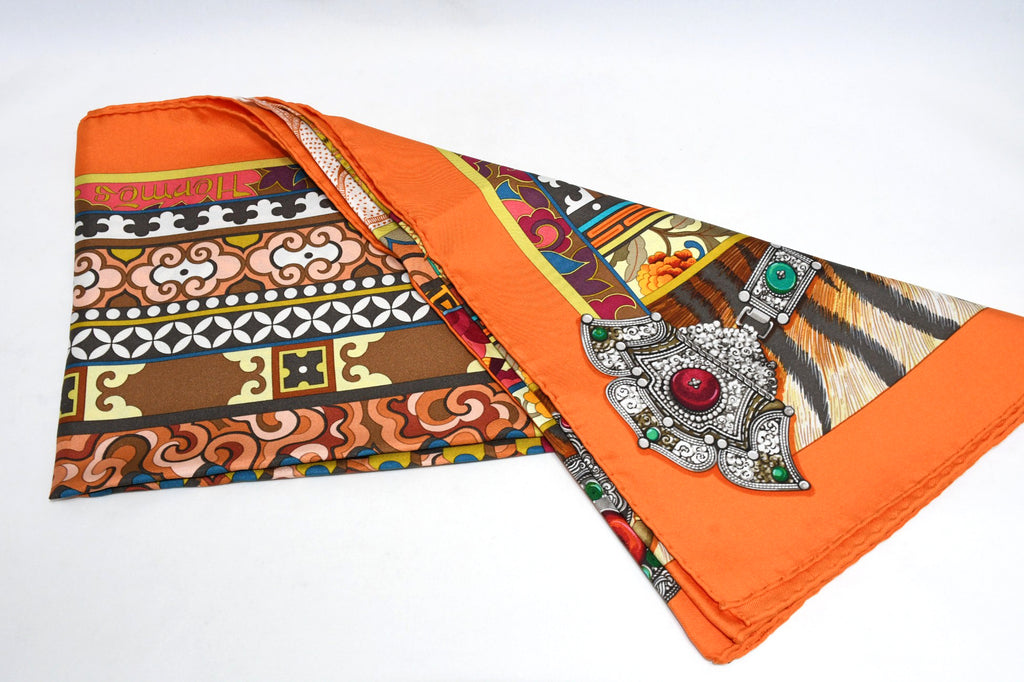 Hermes Scarf La Femme aux Semelles de Vent 90 cm silk orange Carre wind