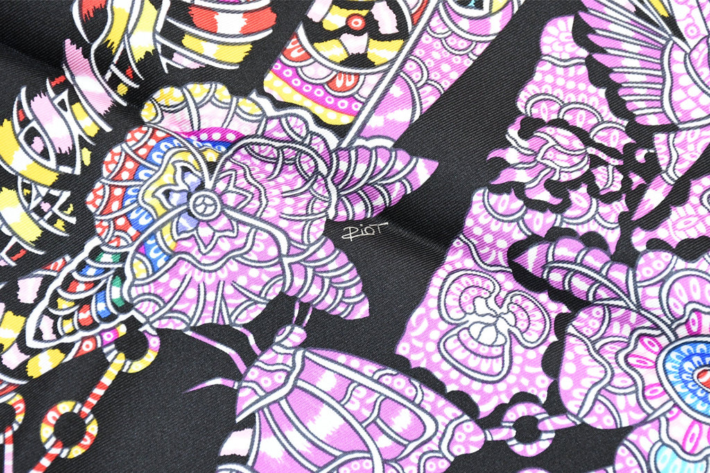 Hermes Scarf La Legende de la Foret 90 cm silk black yellow legend forest deer Carre 35"