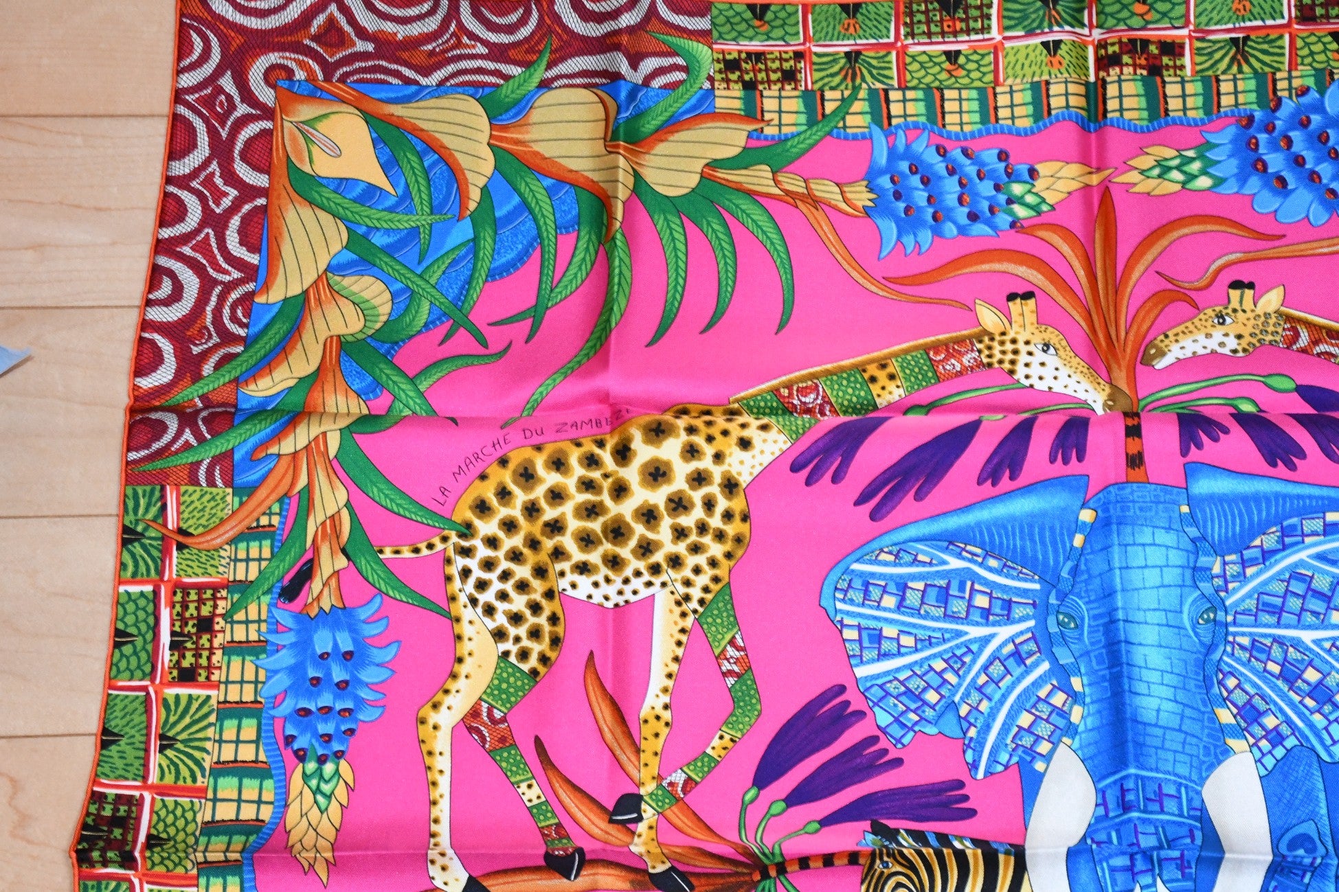 Hermes Scarf La Marche du Zambeze 90 cm silk pink Carre elephant
