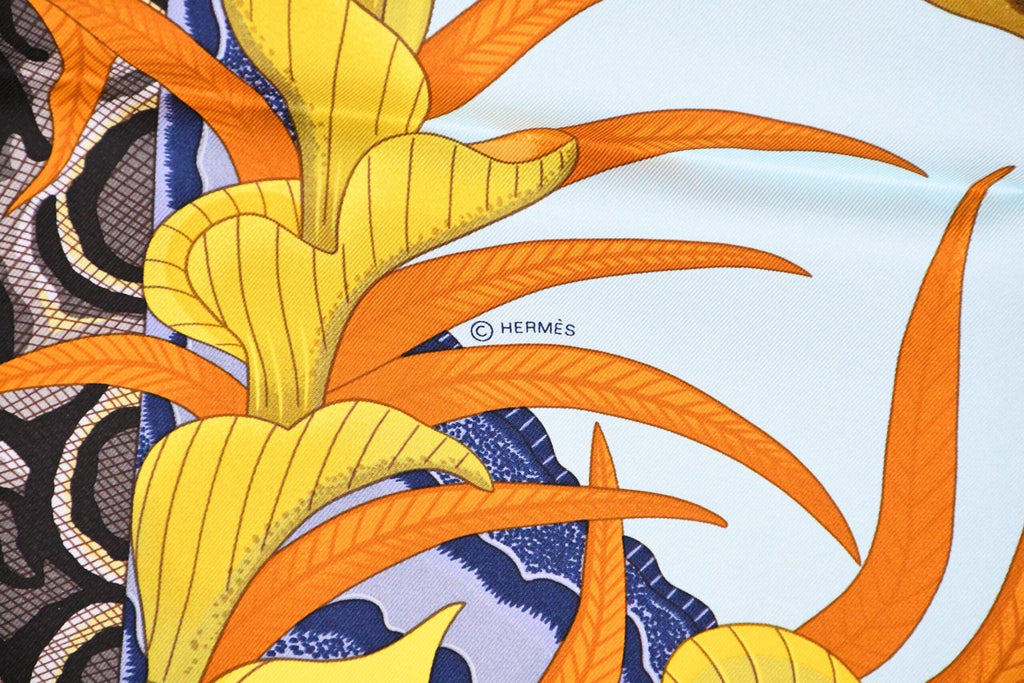 Hermes Scarf La Marche du Zambeze 90 cm silk yellow Carre elephant river 35"