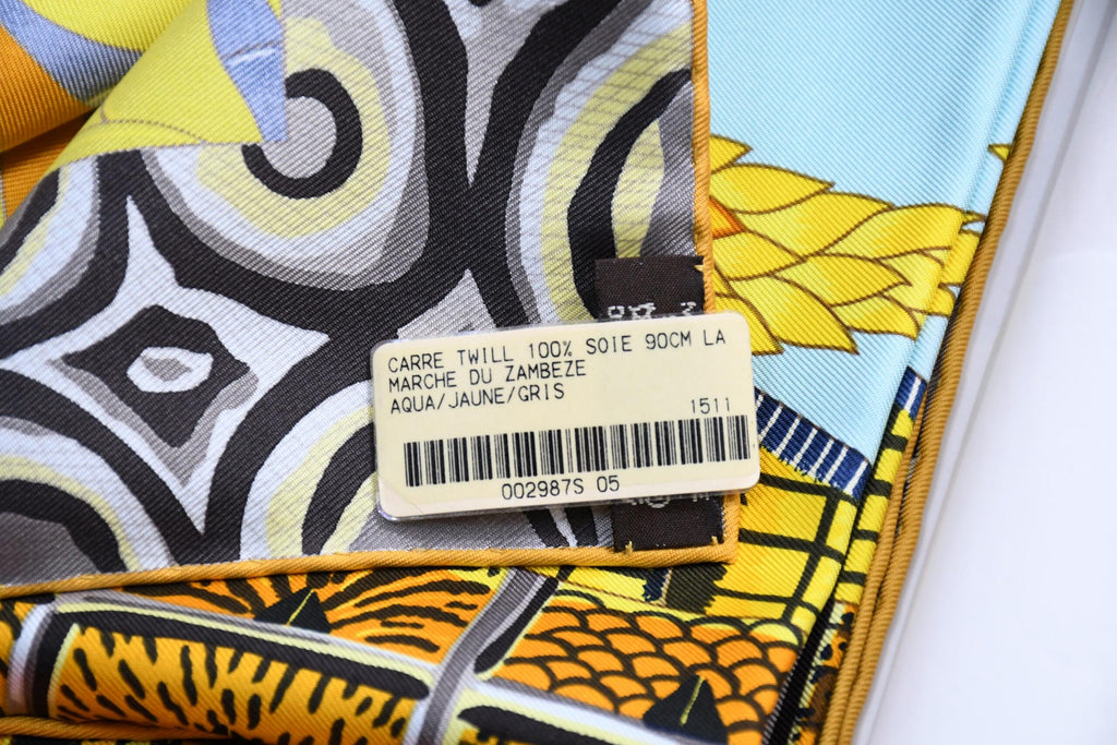 Hermes Scarf La Marche du Zambeze 90 cm silk yellow Carre elephant river 35"