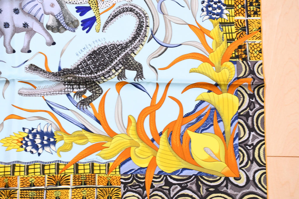 Hermes Scarf La Marche du Zambeze 90 cm silk yellow Carre elephant river 35"