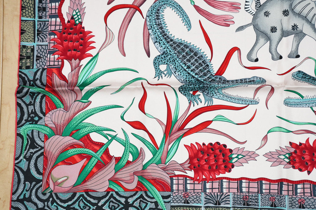Hermes Scarf La Marche du Zambeze Silk 90 cm Elephant animal Carre 35" R724