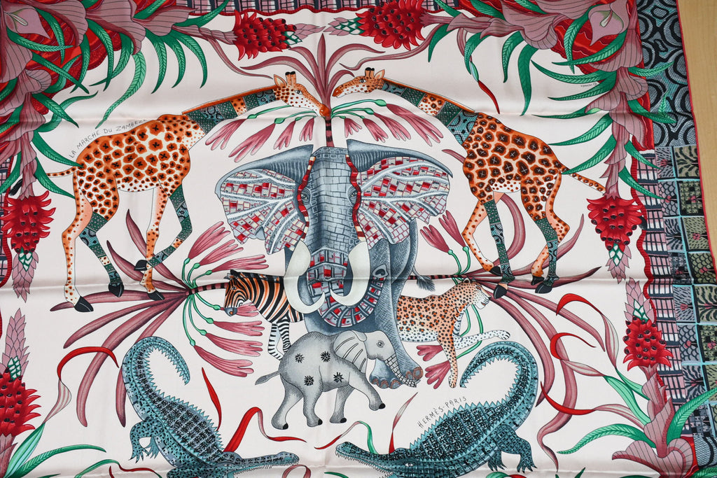 Hermes Scarf La Marche du Zambeze Silk 90 cm Elephant animal Carre 35" R724
