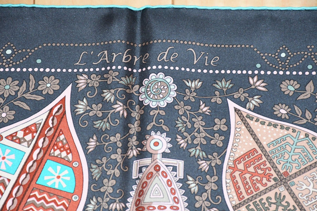 Hermes Scarf L'arbre de vie 90 cm silk reglisse black Carre life tree 35"