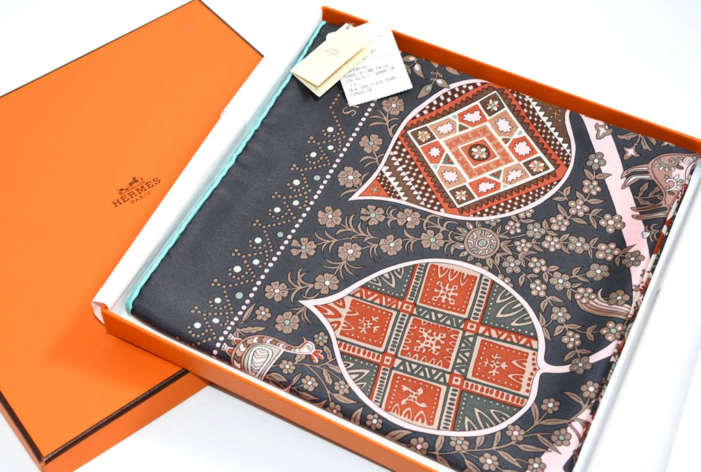 Hermes Scarf L'arbre de vie 90 cm silk reglisse black Carre life tree 35"