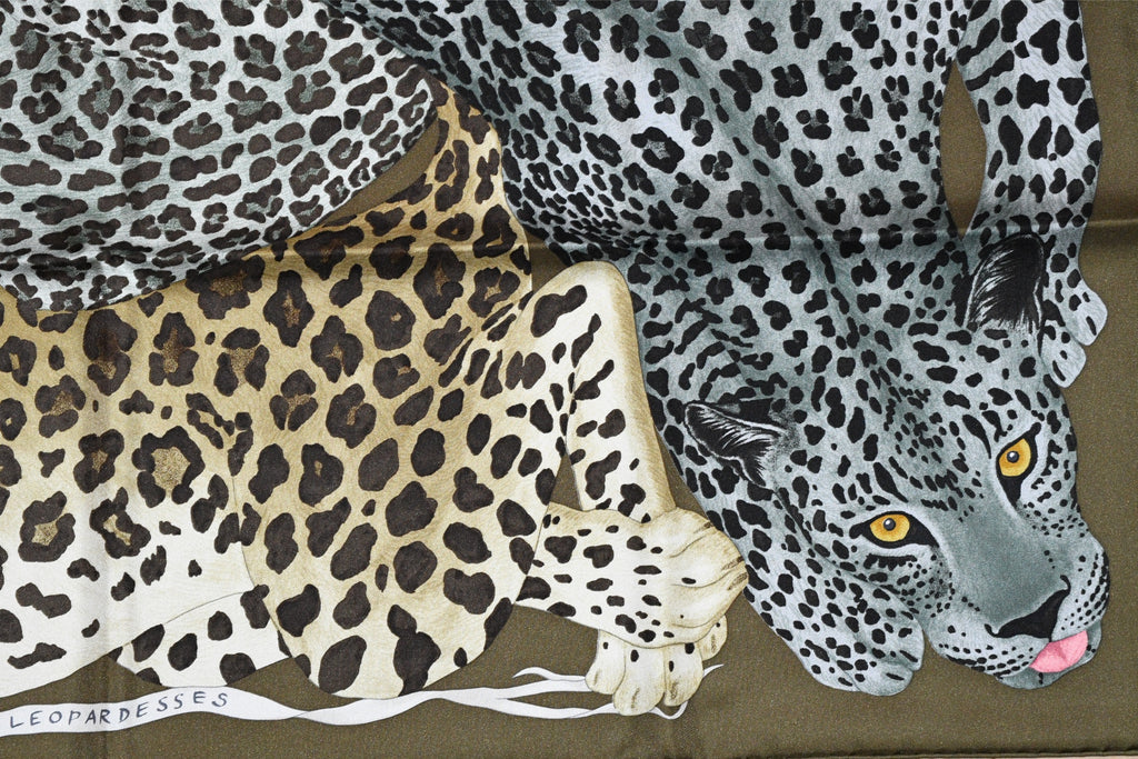 Hermes Scarf Lazy Leopardesses 90 cm silk khaki green Carre leopard animal 35"