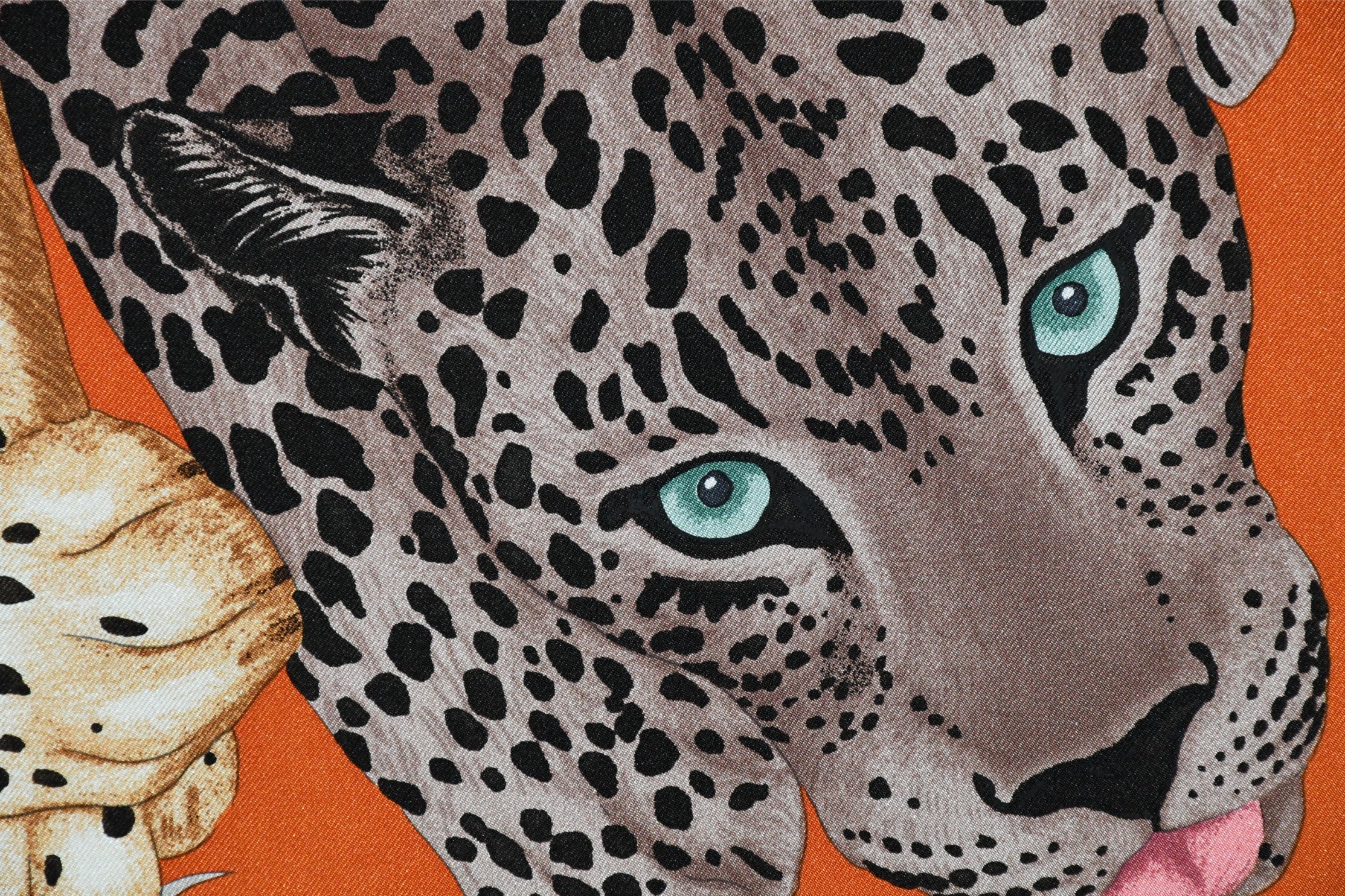 Hermes Scarf Lazy Leopardesses 90 cm silk orange Carre leopard