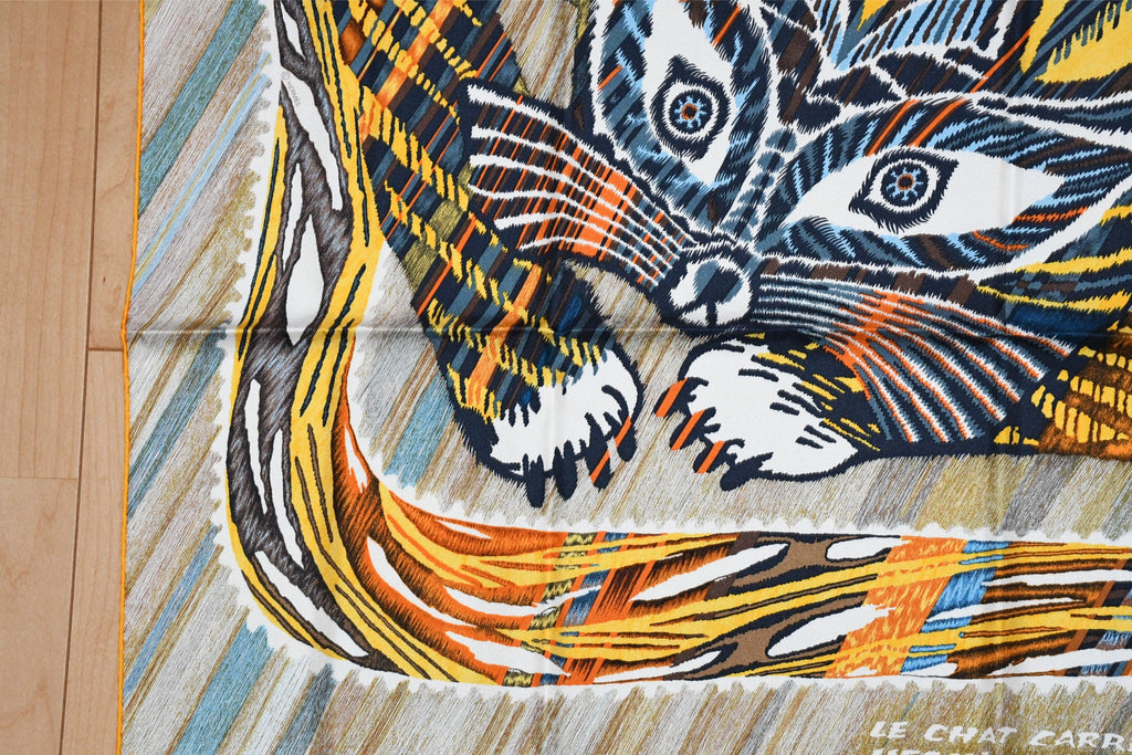 Hermes Scarf Le Chat Carre 90 cm silk yellow cat animal