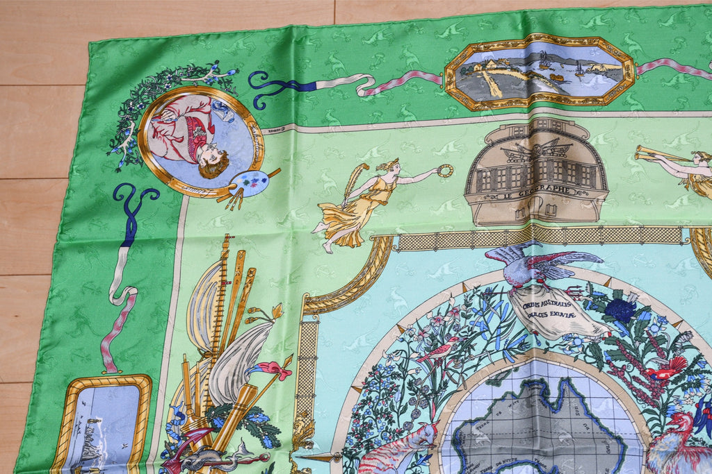 Hermes Scarf Le Geographe 90 cm silk green geography Carre map 35"