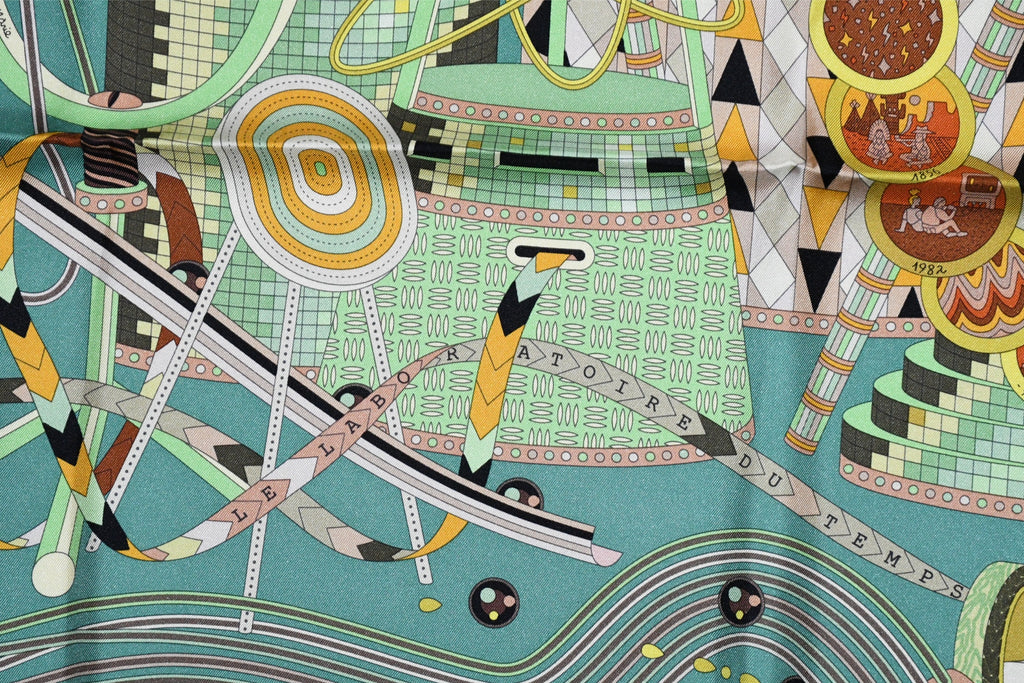 Hermes Scarf Le Laboratoire du Temps 90 cm silk green Carre time laboratory 35"