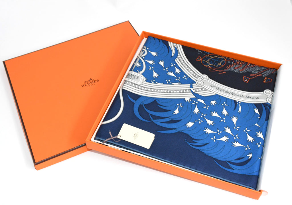 Hermes Scarf Legende Brodee 90 cm silk blue Carre legend embroidery 35"
