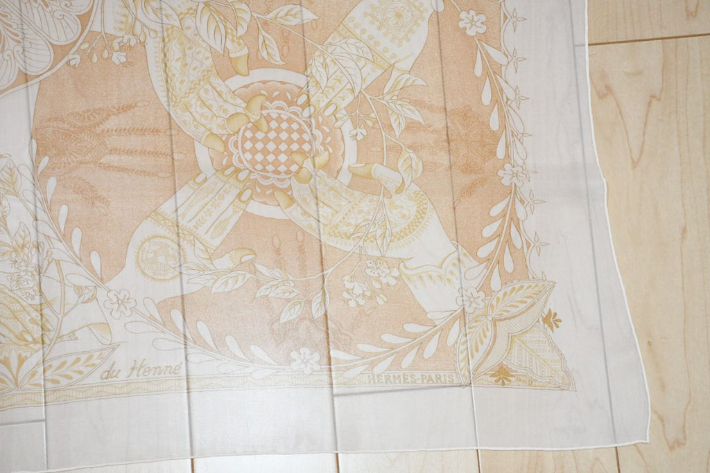 Hermes Scarf Les chants du Henne 90 cm Chiffon Silk mousseline Beige Shawl