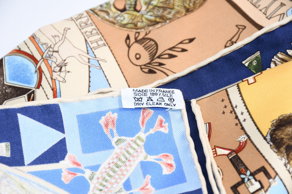 Hermes Scarf Les mythologies des hommes rouges 90 cm silk blue beige Carre legend 35"