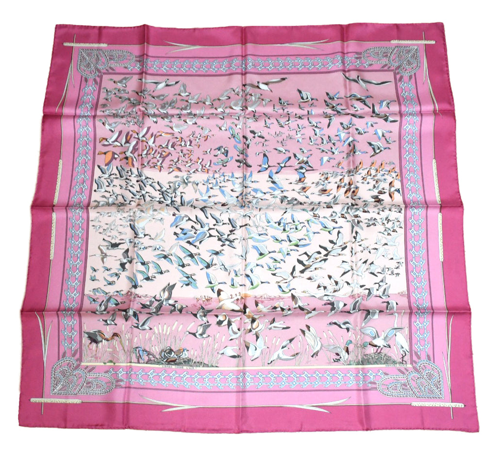 Hermes Scarf Libres Comme l'Air 90 cm Silk pink bird air Carre 35"