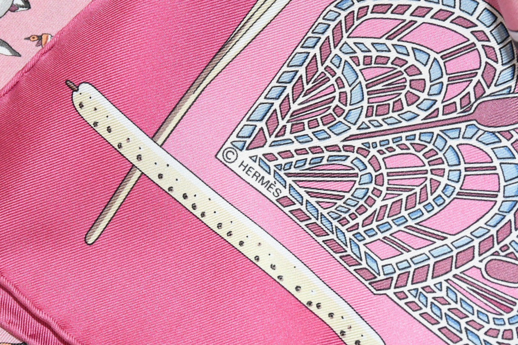 Hermes Scarf Libres Comme l'Air 90 cm Silk pink bird air Carre 35"