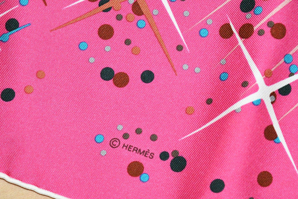 Hermes Scarf Magic Kelly by Dimitri Rybaltchenko 90 cm silk pink Carre bag