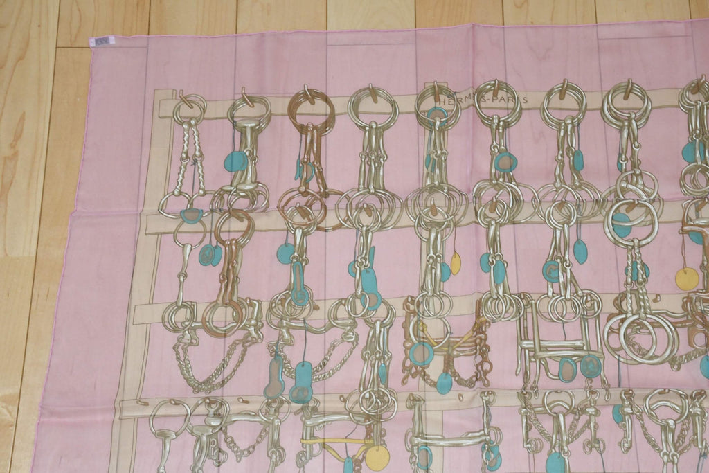 Hermes Scarf Mors et Filets 90 cm Chiffon Silk mousseline Pink chain muslin 35"