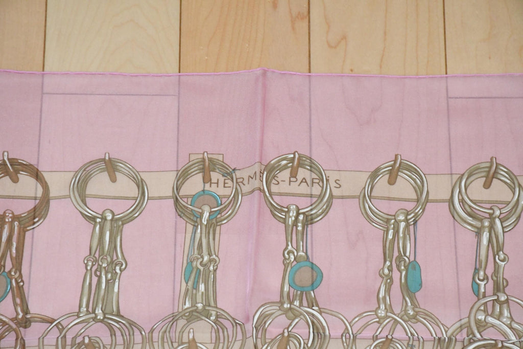 Hermes Scarf Mors et Filets 90 cm Chiffon Silk mousseline Pink chain muslin 35"
