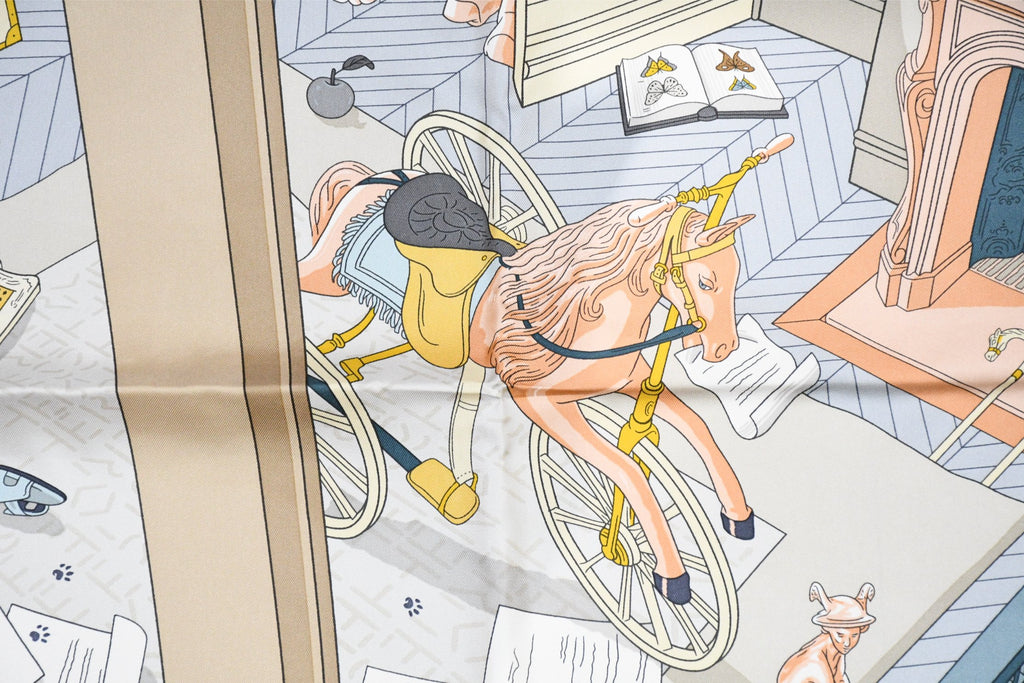 Hermes Scarf Mystere au 24 silk 90 cm gray pink panther animal mystery Carre 35"