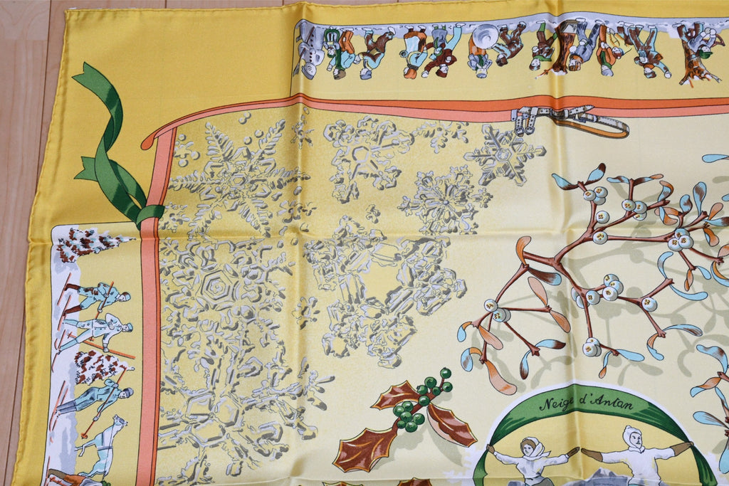 Hermes Scarf Neige d'Antan Silk 90 cm yellow Snow ski Carre 35"