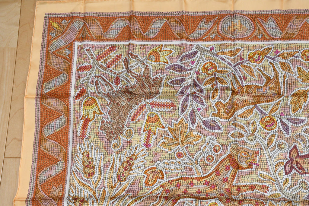 Hermes Scarf PAVEMENT 90 cm silk orange beige mosaic animal Carre