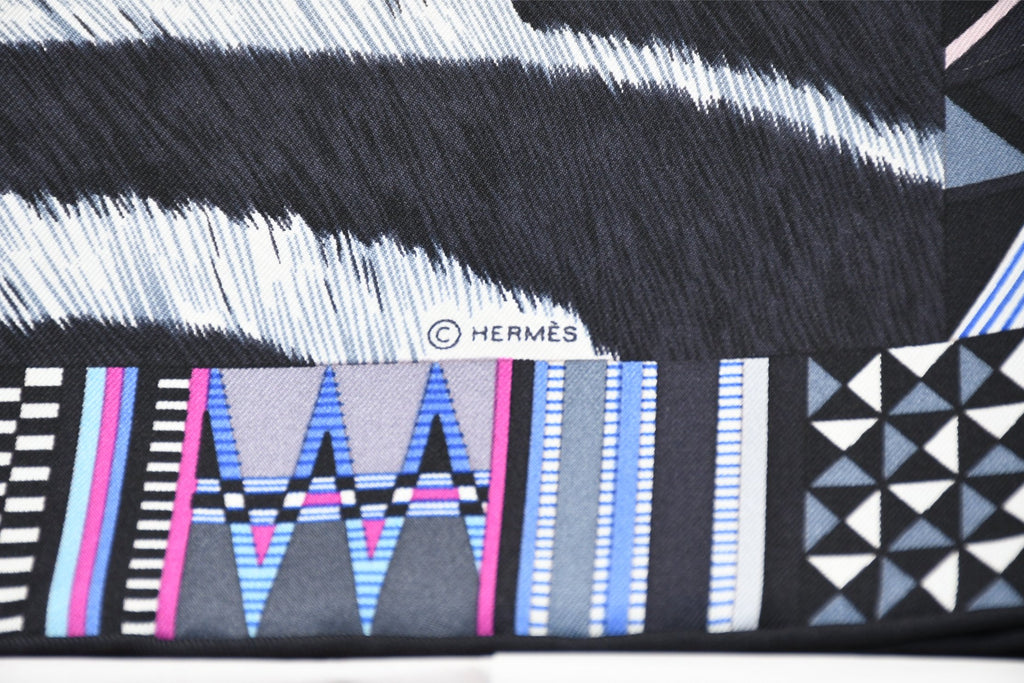 Hermes Scarf Pelages et Camouflage by Aline Honore 90 cm silk pink Carre zebra 35"