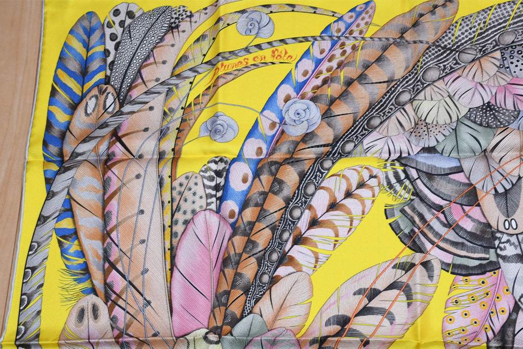 Hermes Scarf Plumes en Fete 90 cm silk yellow Carre bird feather 35"