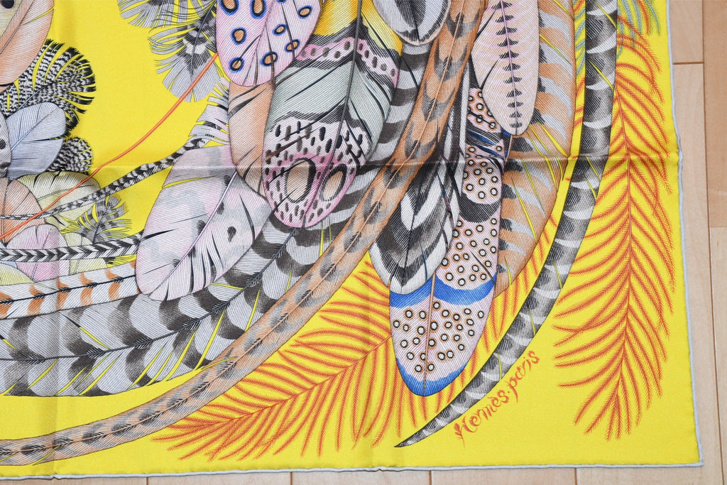 Hermes Scarf Plumes en Fete 90 cm silk yellow Carre bird feather 35"