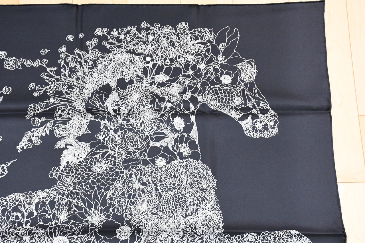Hermes Scarf Robe Legere 90 cm silk black Carre flower horse 35" New w/ Tag