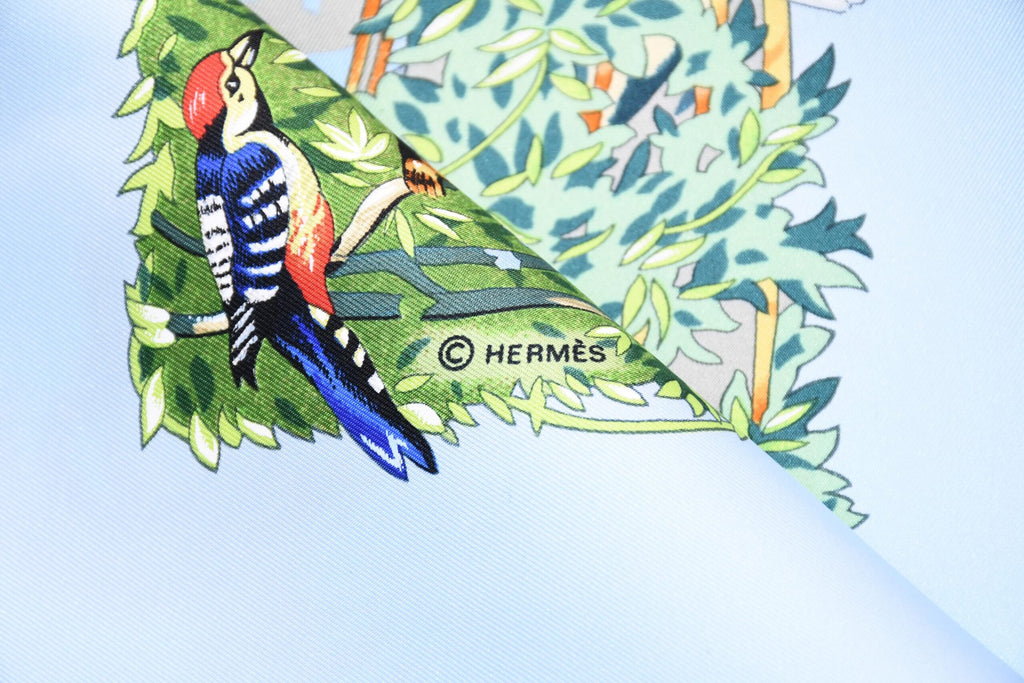 Hermes Scarf SICHUAN 90 cm by Robert Dallet cream light blue Carre Panda animal bird