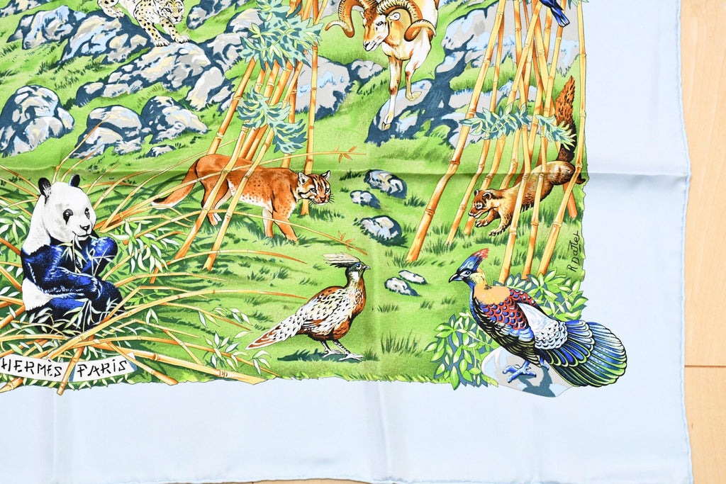 Hermes Scarf SICHUAN 90 cm by Robert Dallet cream light blue Carre Panda animal bird