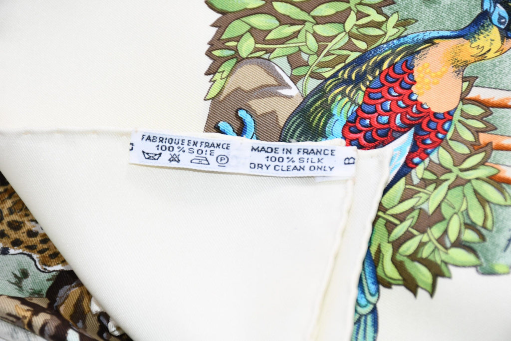 Hermes Scarf SICHUAN 90 cm by Robert Dallet cream white Carre Panda animal bird