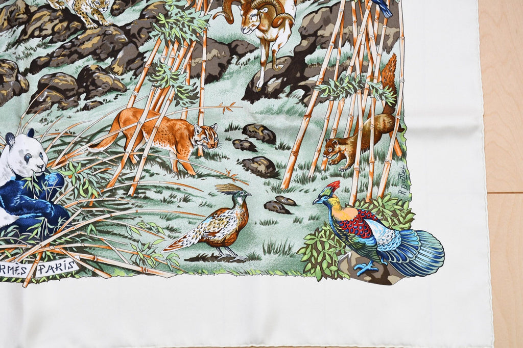 Hermes Scarf SICHUAN 90 cm by Robert Dallet cream white Carre Panda animal bird